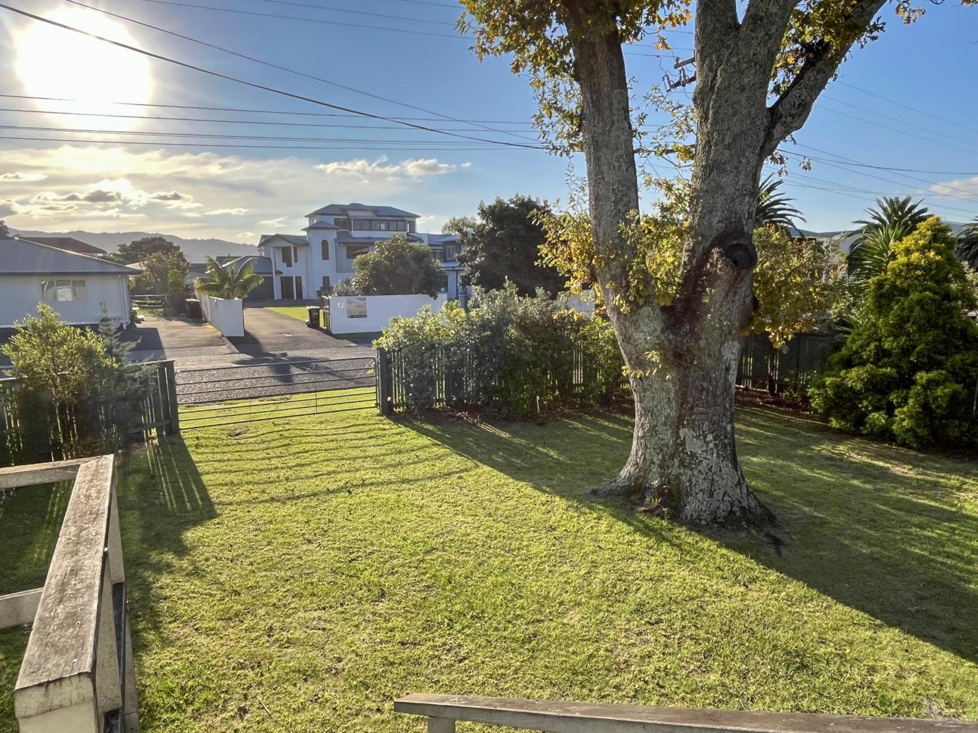 Sybil'S Place Whitianga Exterior photo
